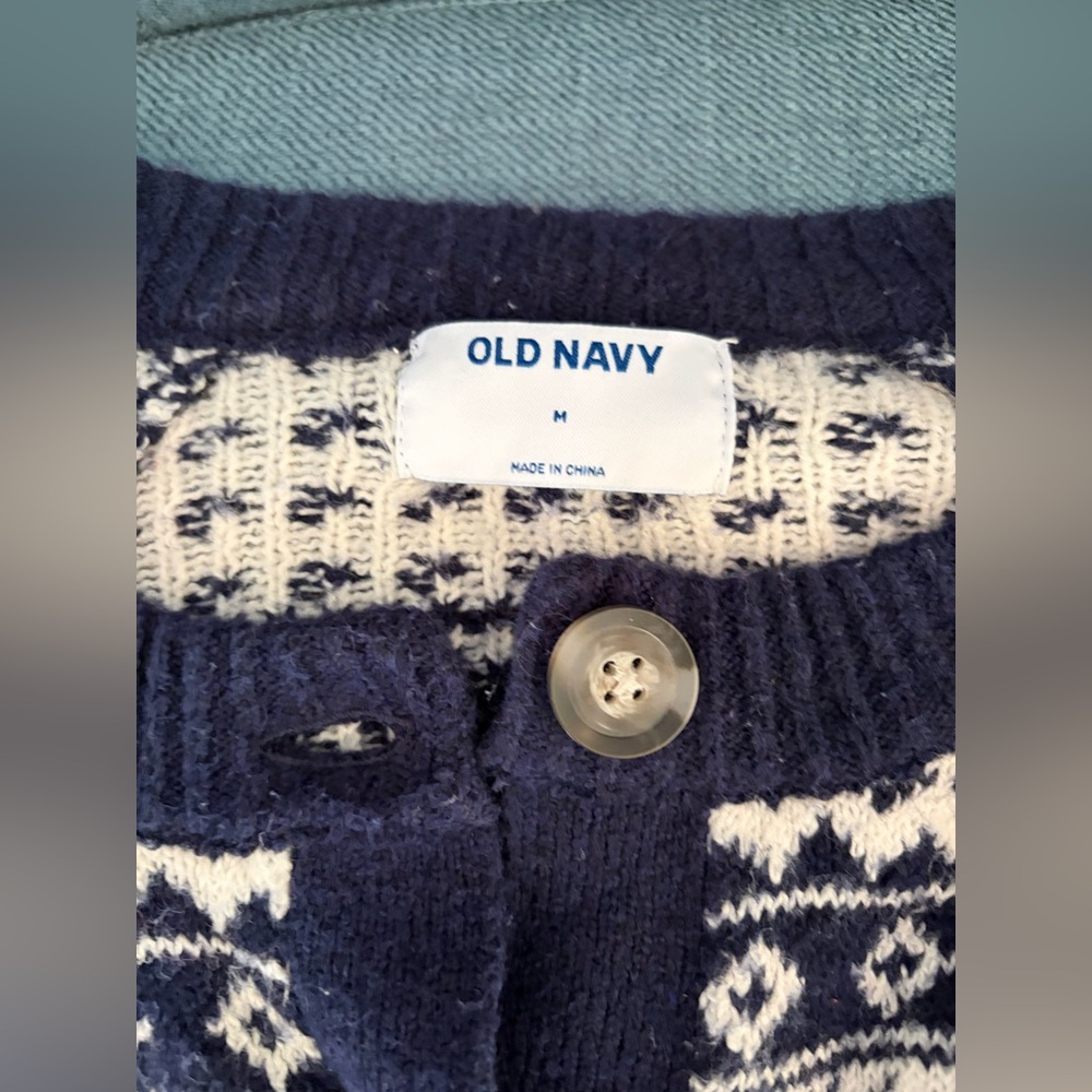 Old Navy Chunky Fair Isle Cardigan Navy & White Button Front Cozy Sweater - Picture 5 of 6